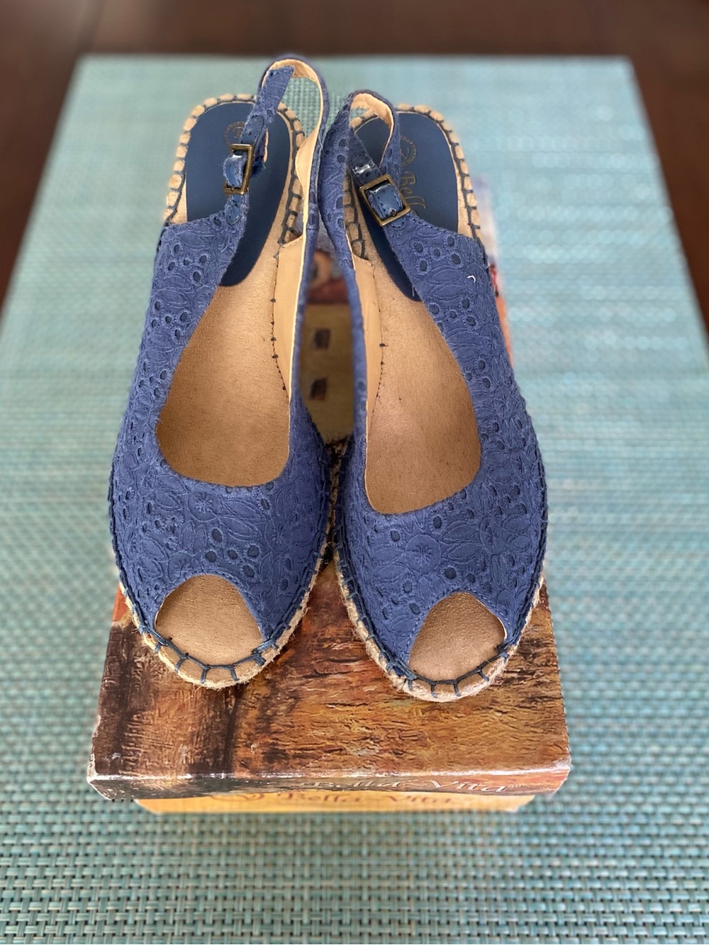 Bella-Vita Palm Chambray Blue Women’s Espadrille Wedge Peep-toe. Sz 8.5 M.